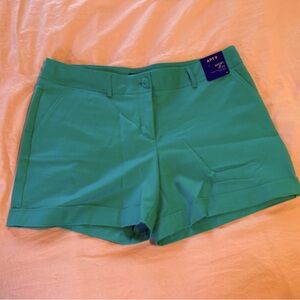NWT Apt 9 Mid Rise Teal Short